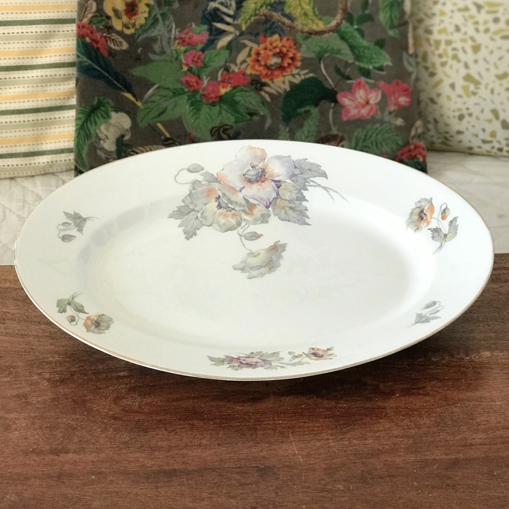 Grand plat de service ovale en porcelaine ULIM Limoges France à décor pavots par Hello Broc brocante en ligne