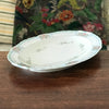 Plat de service ovale en porcelaine de Limoges Lanternier décor fleurs et bleu par Hello Broc brocante en ligne
