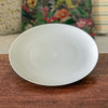 Plat rond de service blanc en faïence fine Bareuther Waldsassen diamètre 29 cm par Hello Broc brocante en ligne