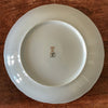 Plat de présentation rond et creux blanc liseré doré Porcelaine du Berry diamètre 27 cm par Hello Broc brocante en ligne