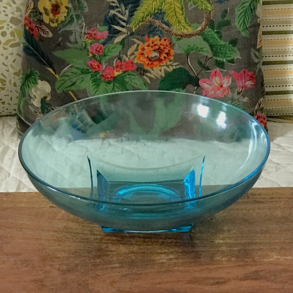 Grand saladier années 50 de style Art Déco en verre moulé bleu par Hello Broc brocante en ligne