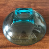 Grand saladier années 50 de style Art Déco en verre moulé bleu par Hello Broc brocante en ligne