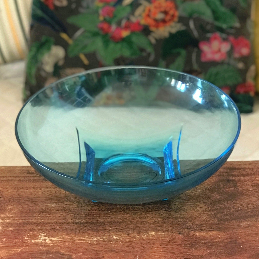 Grand saladier années 50 de style Art Déco en verre moulé bleu par Hello Broc brocante en ligne