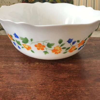 Saladier en arcopal, décor fleuri « Ronsard