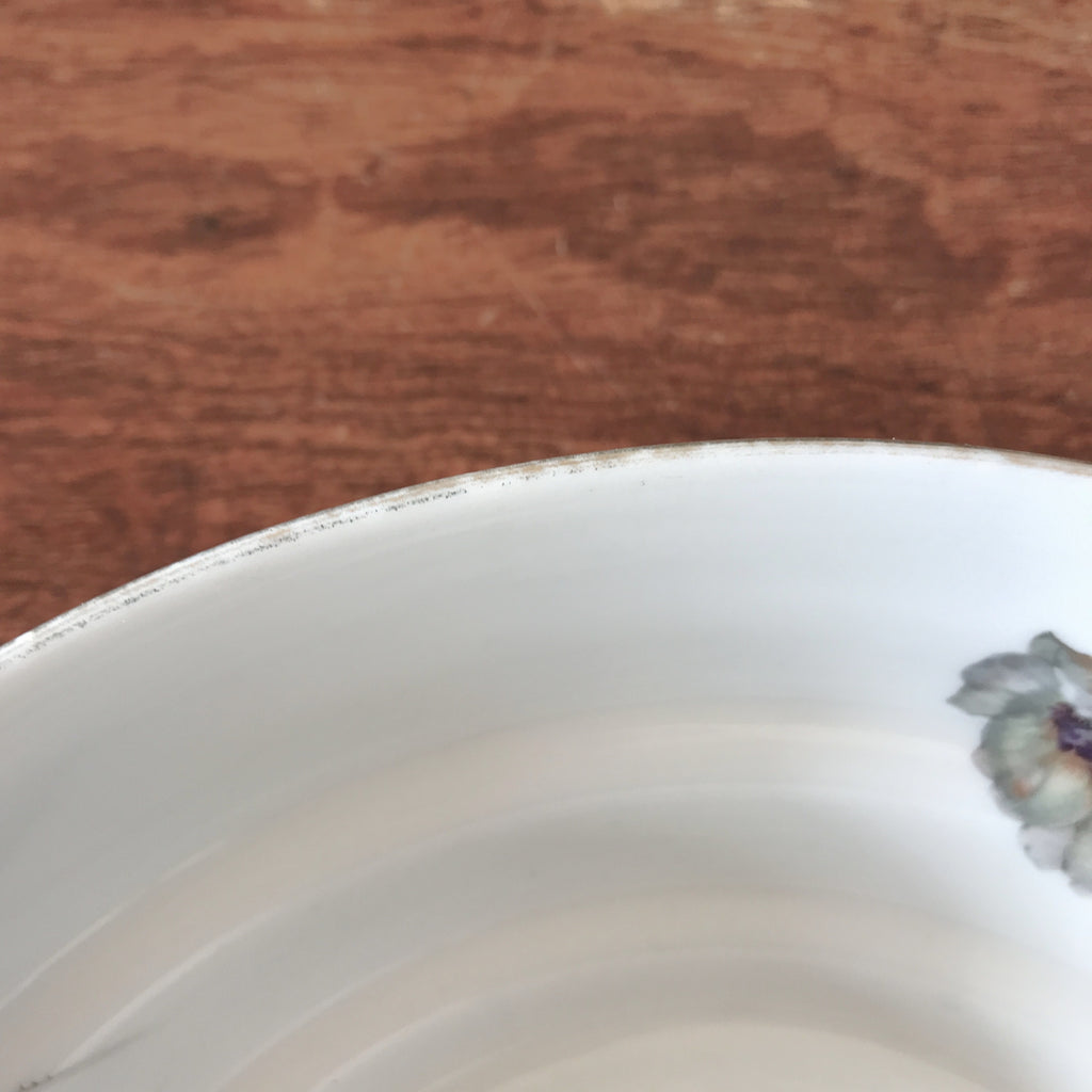 Saladier en porcelaine de Limoges France ULIM au décor pavots par Hello Broc brocante en ligne