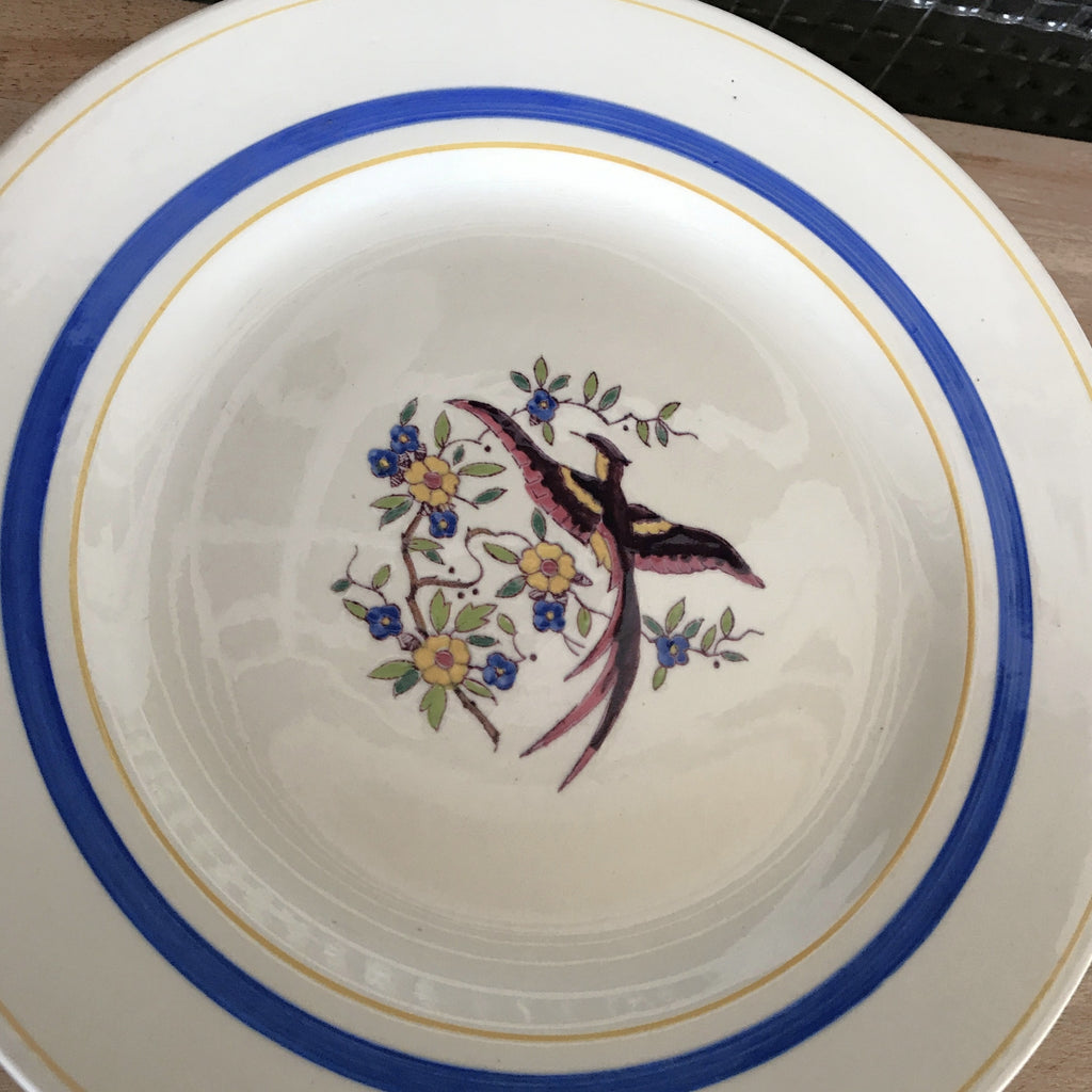 Présentoir à gâteau sur piédouche de Boch La Louvière par Hello Broc brocante en ligne