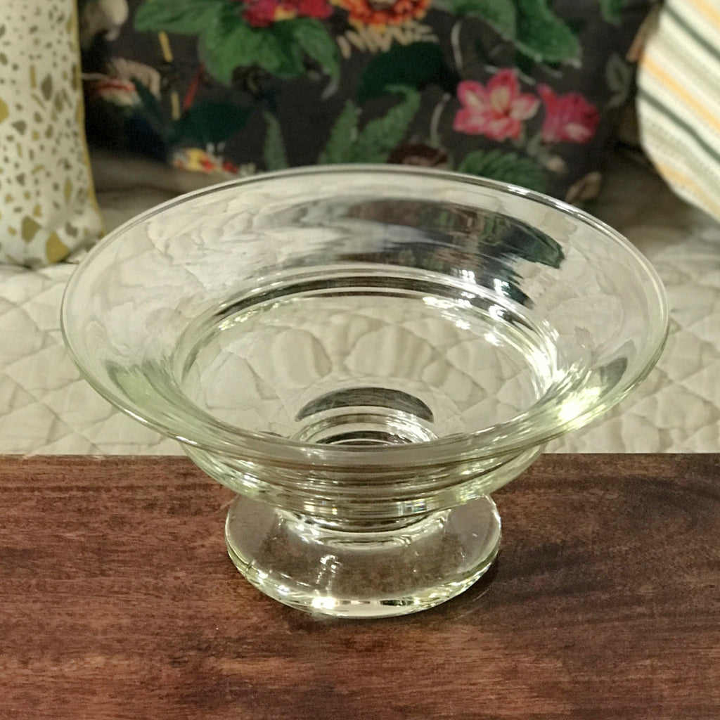 Coupe à fruits vintage sur piédouche en verre moulé par Hello Broc brocante en ligne
