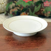 Présentoir à gâteau sur petit piédouche porcelaine de Limoges A. Vignaud par Hello Broc brocante en ligne