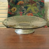 Grand présentoir à gâteau Art Déco en verre moulé jaune sur pied diamètre 31 cm par Hello Broc brocante en ligne