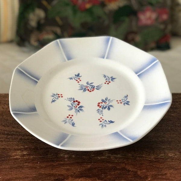 Présentoir à gâteau sur pied Art Déco Pexonne porcelaine opaque décor Jolibois Circa 1920 par Hello Broc brocante en ligne