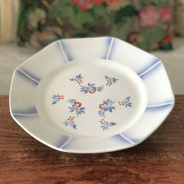 Présentoir à gâteau sur pied Art Déco Pexonne porcelaine opaque décor Jolibois Circa 1920 par Hello Broc brocante en ligne