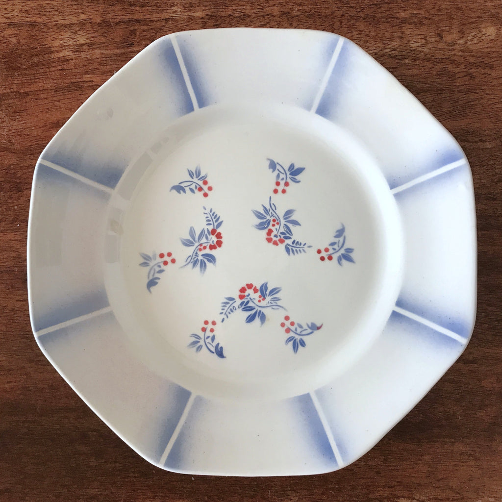 Présentoir à gâteau sur pied Art Déco Pexonne porcelaine opaque décor Jolibois Circa 1920 par Hello Broc brocante en ligne