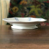 Présentoir à gâteau sur pied Art Déco Pexonne porcelaine opaque décor Jolibois Circa 1920 par Hello Broc brocante en ligne