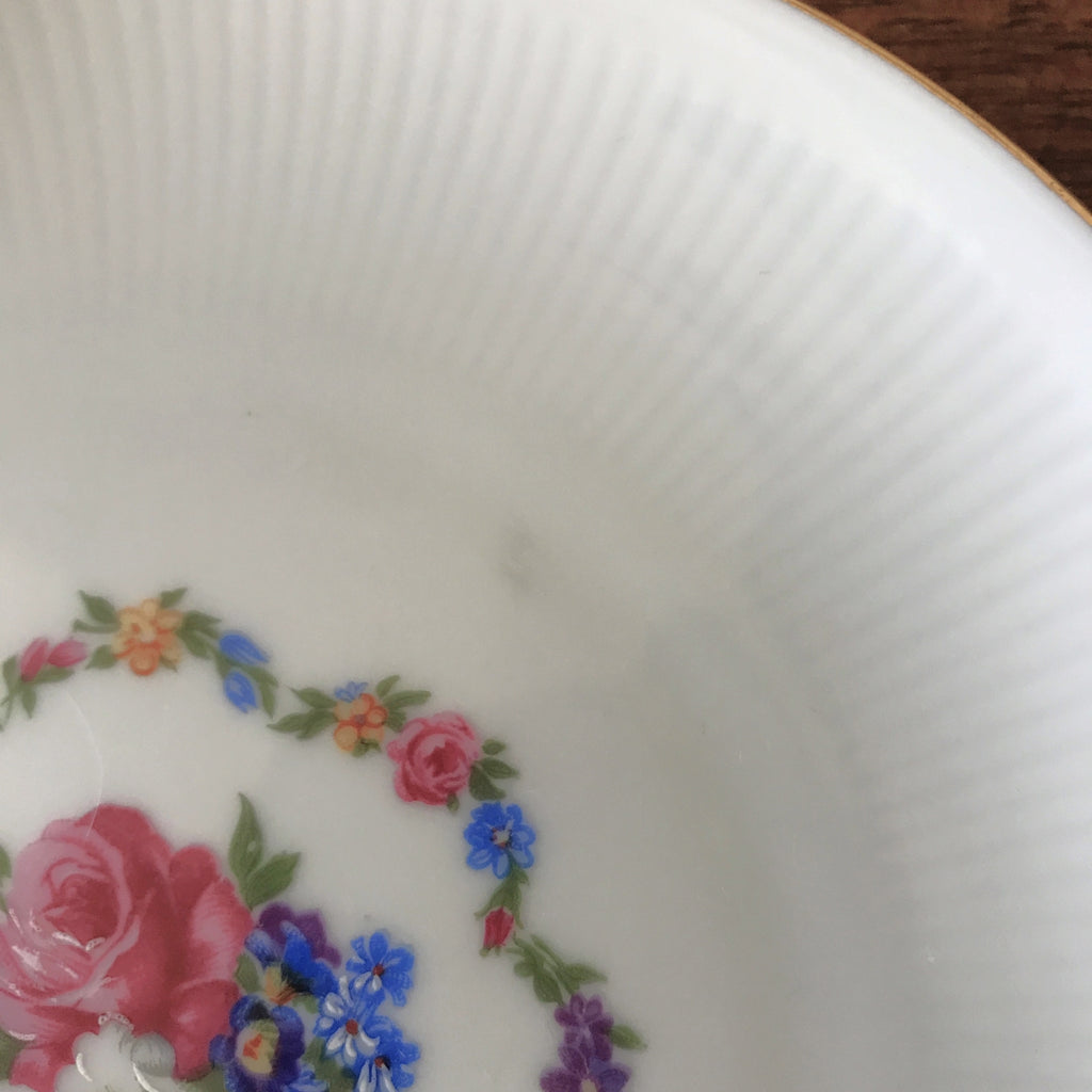 Ensemble service à tarte en porcelaine de Bavière Winterling : plat à tarte et 8 assiettes à dessert par Hello Broc brocante en ligne