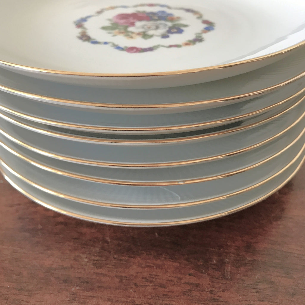 Ensemble service à tarte en porcelaine de Bavière Winterling : plat à tarte et 8 assiettes à dessert par Hello Broc brocante en ligne