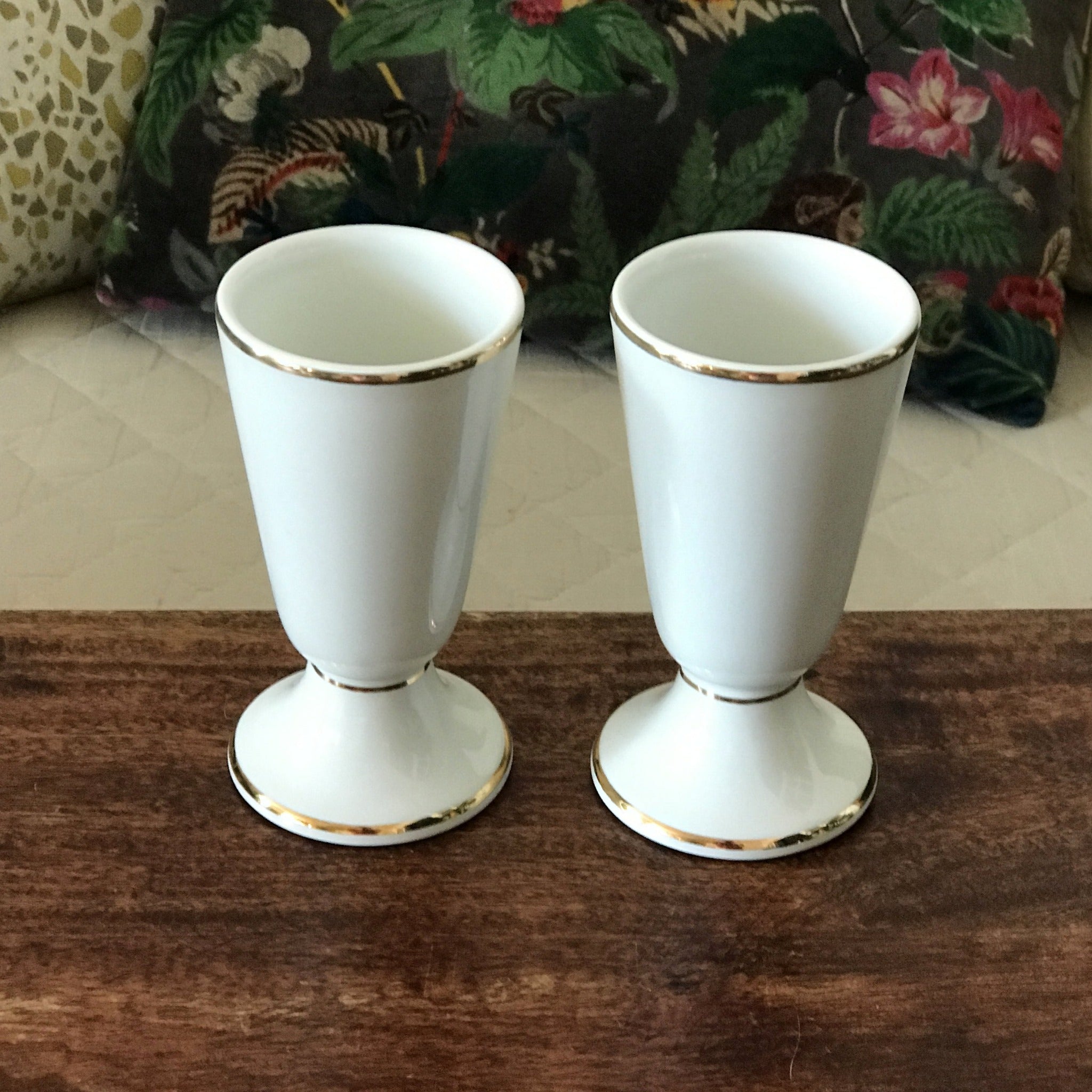 Lot de 3 mazagrans en porcelaine blanche - Arts de la table Lot de 3 mazagrans en porcelaine blanche - Arts de la table