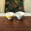 Ensemble de 2 bols en céramique jaune pois blancs et quadrillé gris et jaune par Hello Broc brocante en ligne