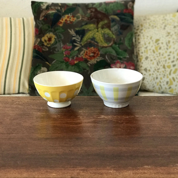 Ensemble de 2 bols en céramique jaune pois blancs et quadrillé gris et jaune par Hello Broc brocante en ligne