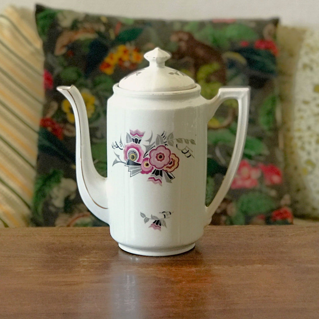 Théière cafetière en porcelaine blanche décor gris et rose fleurs stylisées par Hello Broc brocante en ligne