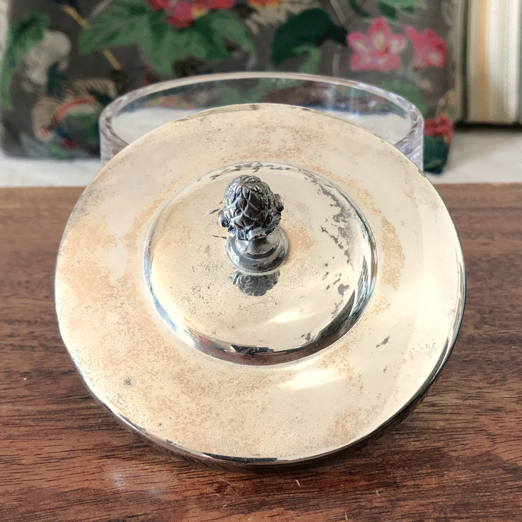 Sucrier en cristal taillé et couvercle en métal argenté surmonté d'un gland Wolff Germany par Hello Broc brocante en ligne
