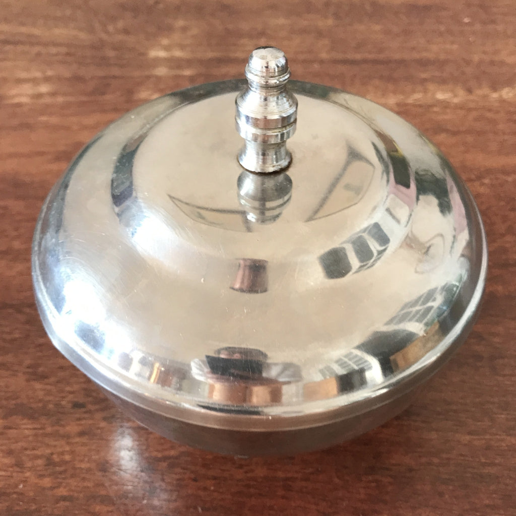 Sucrier vintage tripode en métal chromé par Hello Broc brocante en ligne