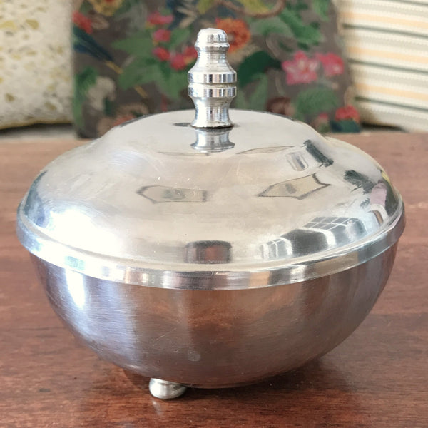 Sucrier vintage tripode en métal chromé par Hello Broc brocante en ligne