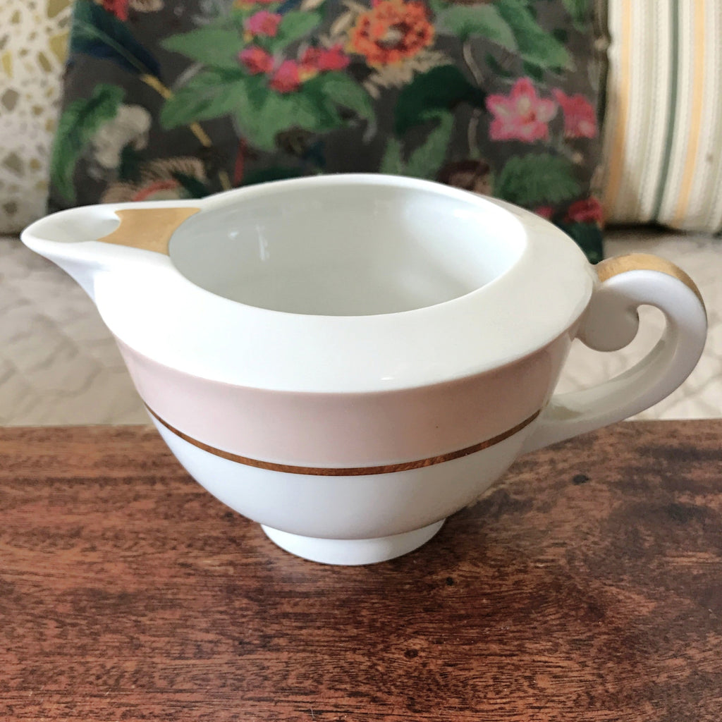 Pot à lait vintage en porcelaine de Limoges A. Vignaud par Hello Broc brocante en ligne