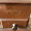 Moulin à café ancien de marque Dalto en bois repeint en marron par Hello Broc brocante en ligne