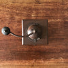 Moulin à café ancien de marque Dalto en bois repeint en marron par Hello Broc brocante en ligne