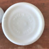 Grand bocal style pot d'apothicaire vintage en verre opalin blanc décor bleu made in Italy par Hello Broc brocante en ligne