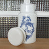Grand bocal style pot d'apothicaire vintage en verre opalin blanc décor bleu made in Italy par Hello Broc brocante en ligne