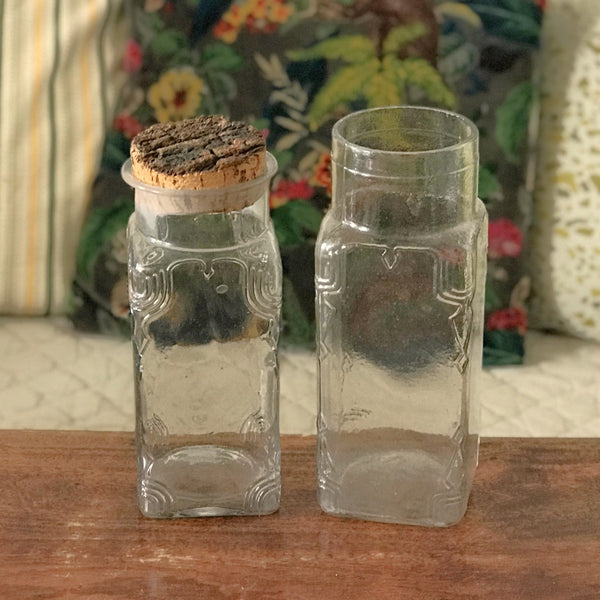 Ensemble de 2 bocaux à bonbon dont 1 avec bouchon liège par Hello Broc brocante en ligne