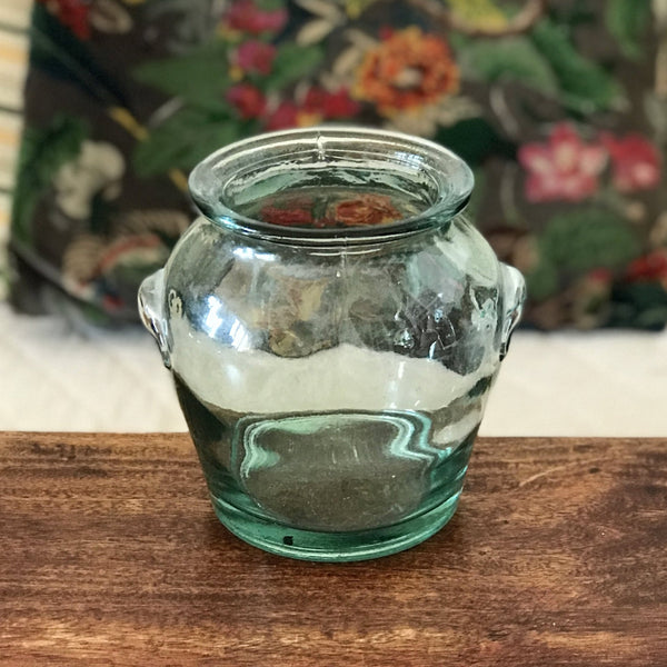 Bocal vintage en verre légère teinte bleue verte dans le style pot à graisse hauteur de 14 cm par Hello Broc brocante en ligne