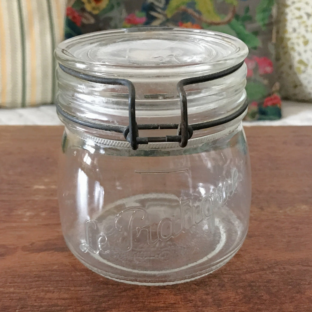 Bocal de conservation ancien en verre moulé Le Pratique 0,5 Litre