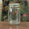 Bocal de conservation ancien en verre moulé Le Pratique contenance 1 Litre par Hello Broc brocante en ligne