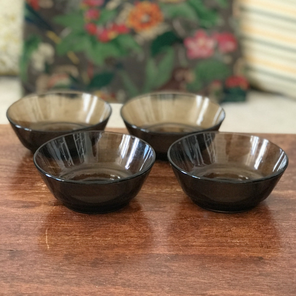 Lot d 4 bols ramequins vintage en verre fumé gris marron Vereco par Hello Broc brocante en ligne