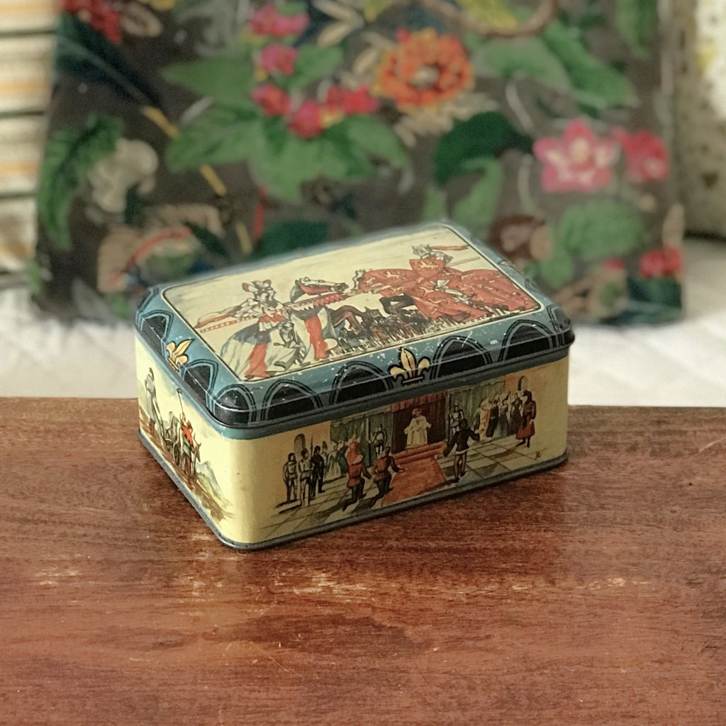 Boîte ancienne rectangulaire vintage en métal Biscuiterie Damoiseau par Hello Broc brocante en ligne