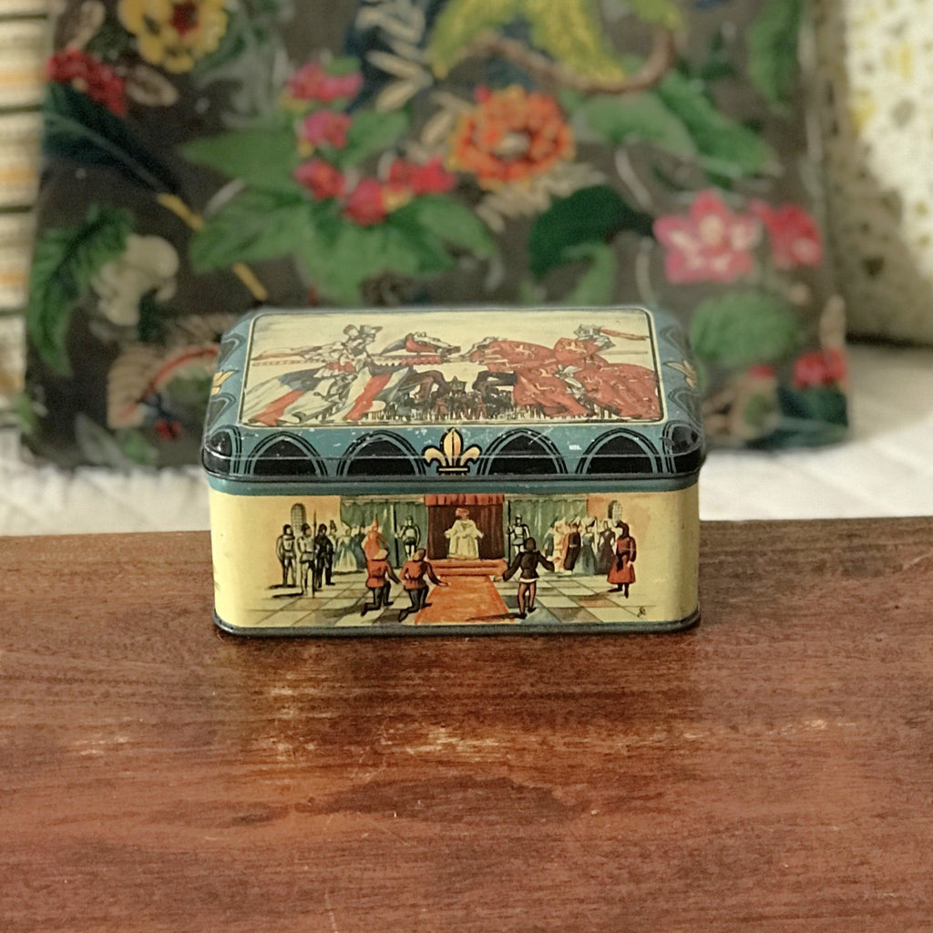 Boîte ancienne rectangulaire vintage en métal Biscuiterie Damoiseau par Hello Broc brocante en ligne