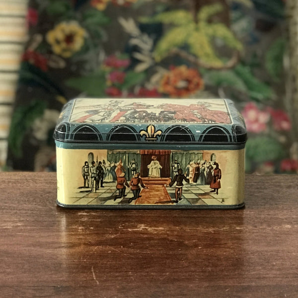 Boîte rectangulaire vintage en métal Biscuiterie Damoiseau par Hello Broc brocante en ligne