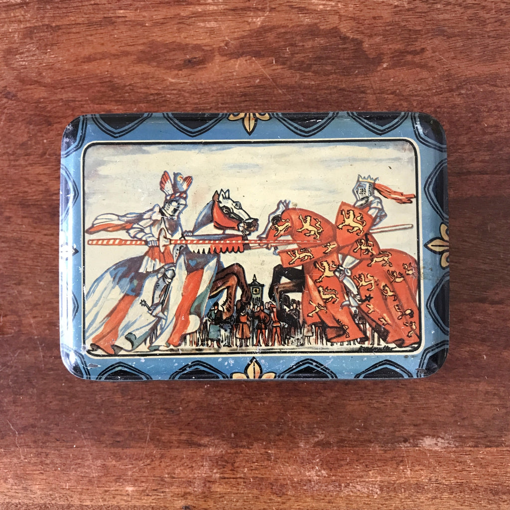 Boîte ancienne rectangulaire vintage en métal Biscuiterie Damoiseau par Hello Broc brocante en ligne