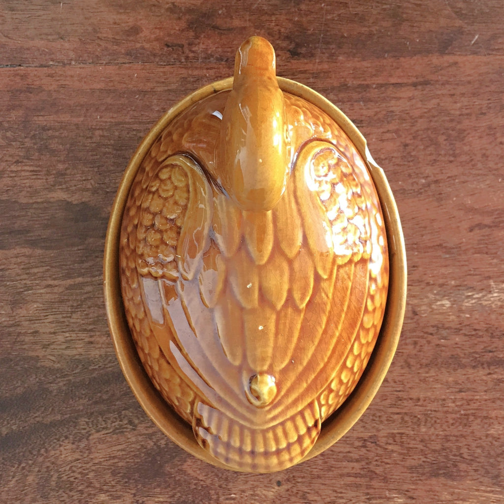 Terrine en forme de canard en céramique couleur jaune moutarde par Hello Broc brocante en ligne