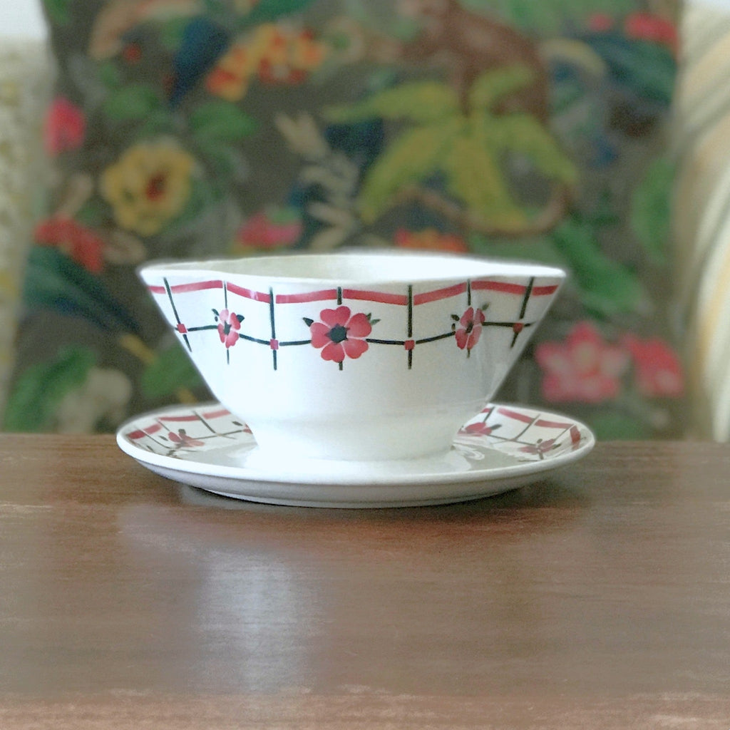 Saucière en faïence de Céranord Saint Amand Nord modèle Monique par Hello Broc brocante en ligne