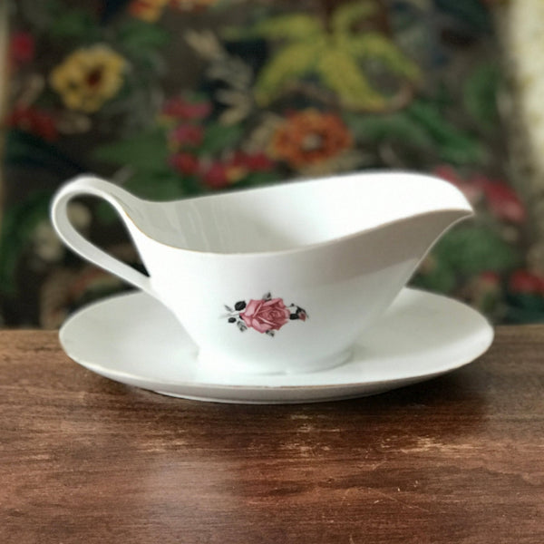 Saucière Véritable Porcelaine décor rose rose avec son feuillage par Hello Broc brocante en ligne