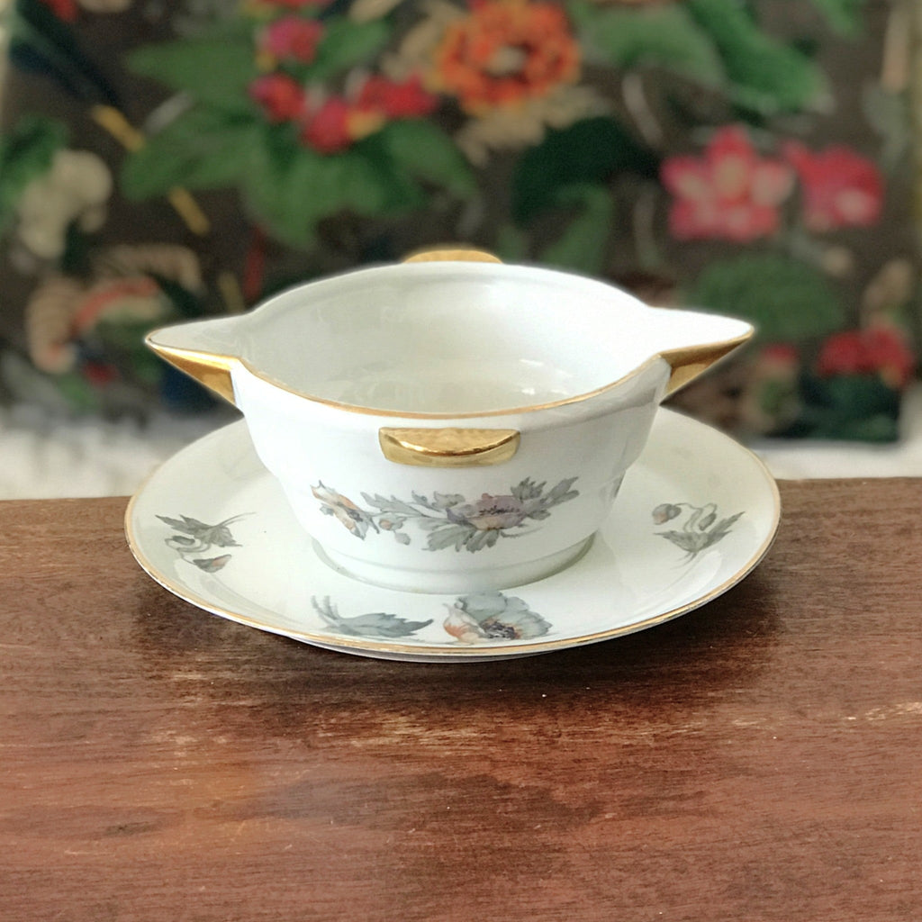 Saucière en porcelaine vintage de Limoges France ULIM  décor pavots par Hello Broc brocante en ligne