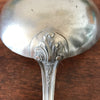 Louche de service en Métal Blanc décor rocaille de l'orfèvre Orbrille à Paris par Hello Broc brocante en ligne