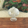 Sucrier bonbonnière sur pied en verre moulé incolore décor fruits et feuillages par Hello Broc brocante en ligne