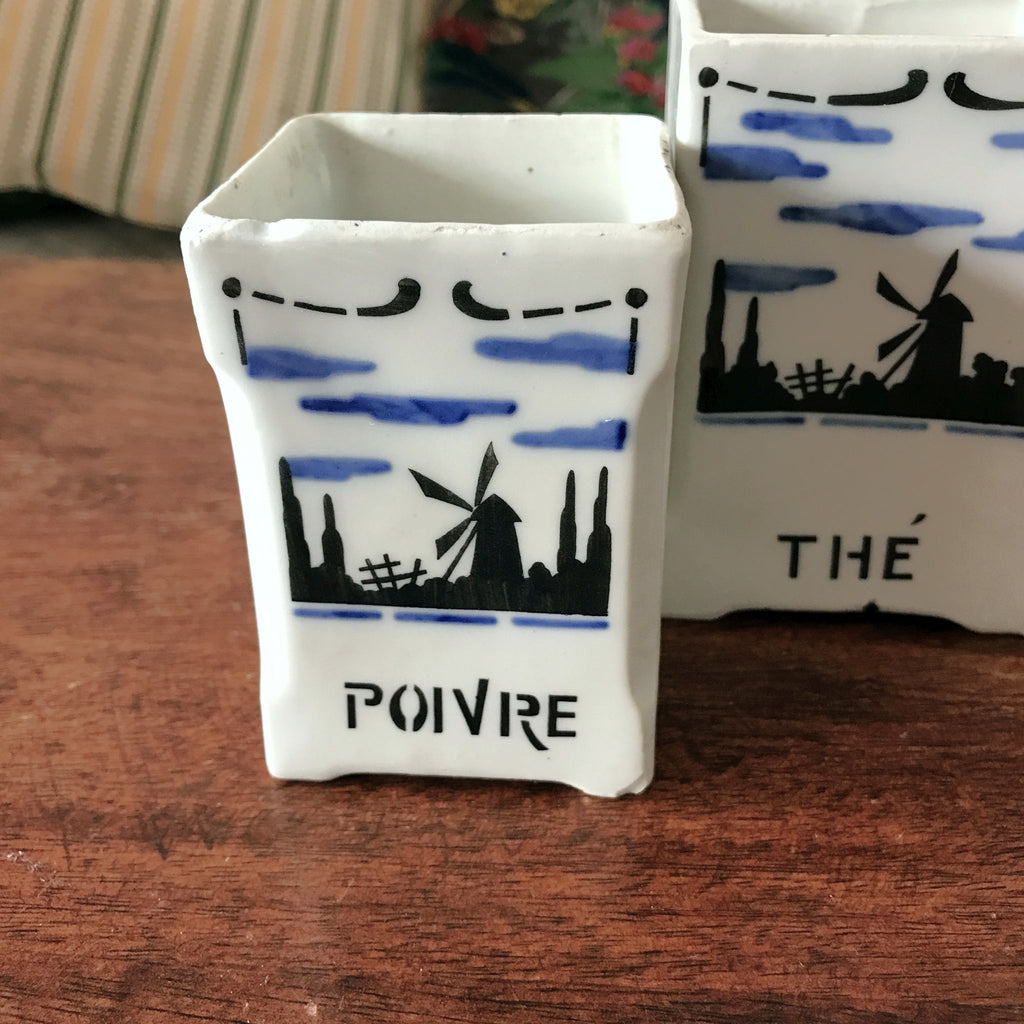 Ensemble de 4 pots à épices époque Art Nouveau décor paysage et moulin noir et bleu par Hello broc brocante en ligne - produit unique