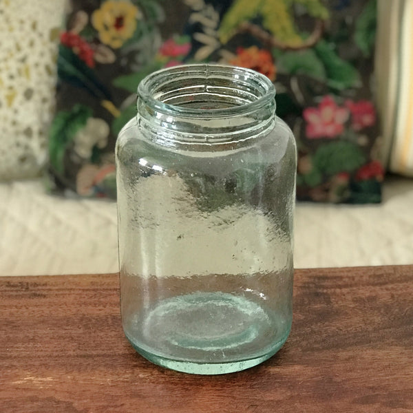 Grande bonbonnière bocal en verre moulé bleuté sans couvercle par Hello Broc brocante en ligne