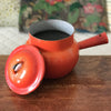 Caquelon haut ou marmite avec couvercle en tôle émaillée orange par Hello Broc brocante en ligne