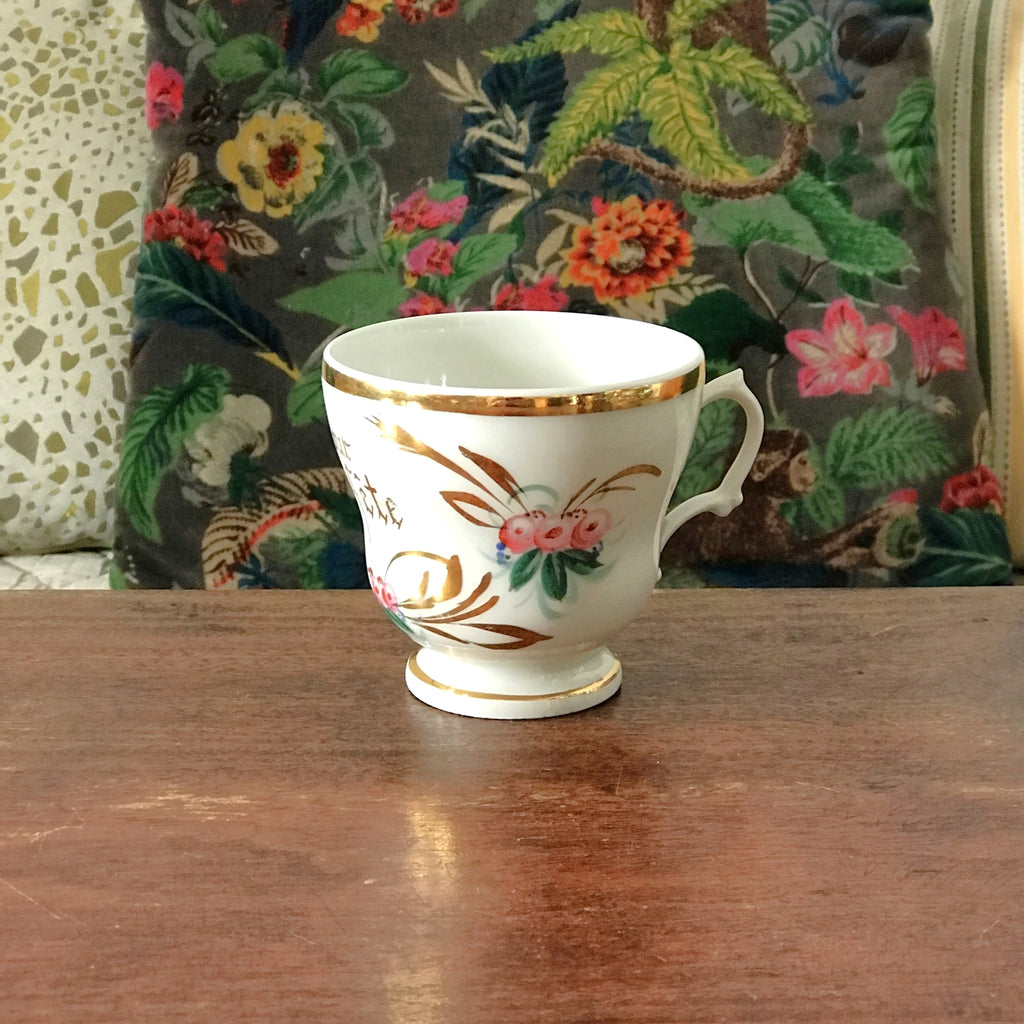 Tasse de célébration souvenirs en céramique par Hello Broc brocante en ligne